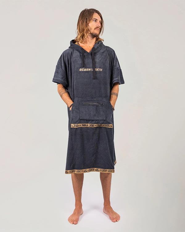 O&E Mens Ignite Hooded Poncho